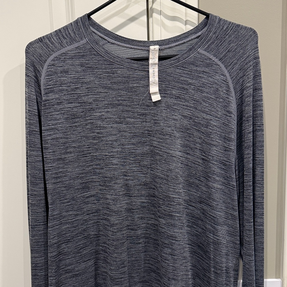 Lululemon Metal Vent Tech Breathe